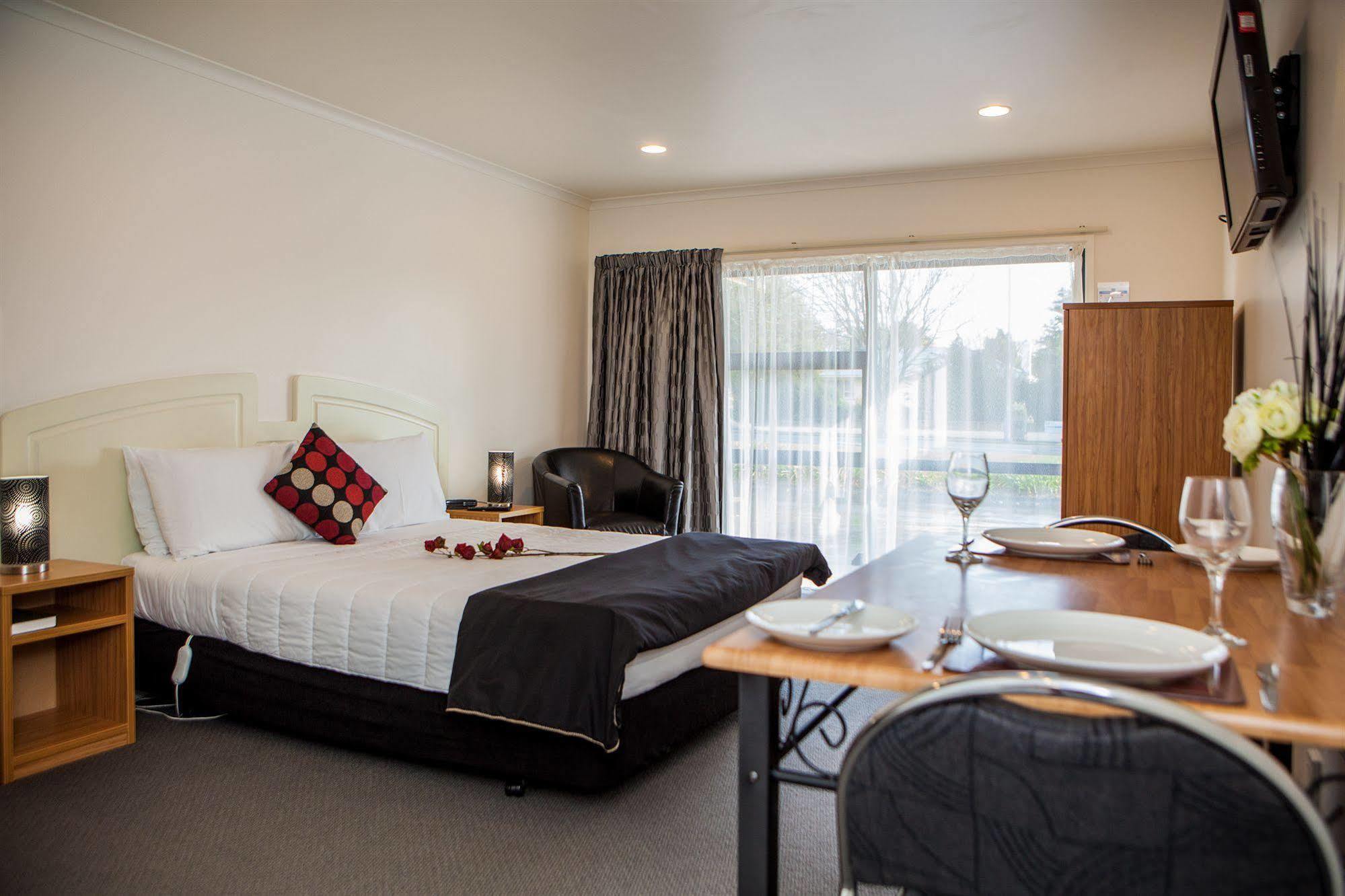 Antonio Mews Motel Stratford Exterior foto